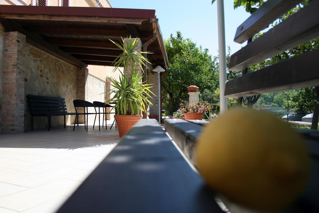 Villa Mara B&B Noto Esterno foto