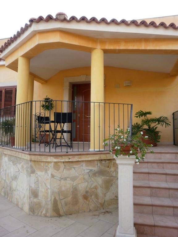 Villa Mara B&B Noto Esterno foto